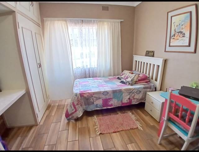 3 BEDROOM HOUSE FOR SALE IN RIVERSDALE